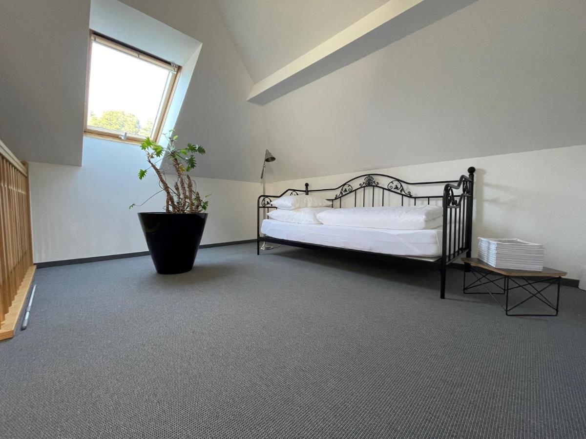 Stilvolle Wohnung Fuer 2-3 Personen - Mit Riesiger Dachterrasse Haigerloch Esterno foto