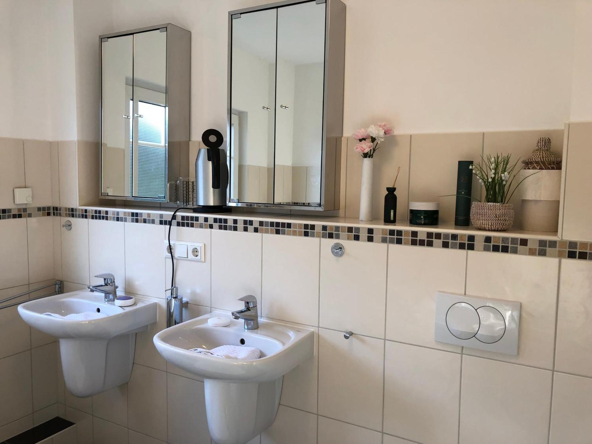 Stilvolle Wohnung Fuer 2-3 Personen - Mit Riesiger Dachterrasse Haigerloch Esterno foto