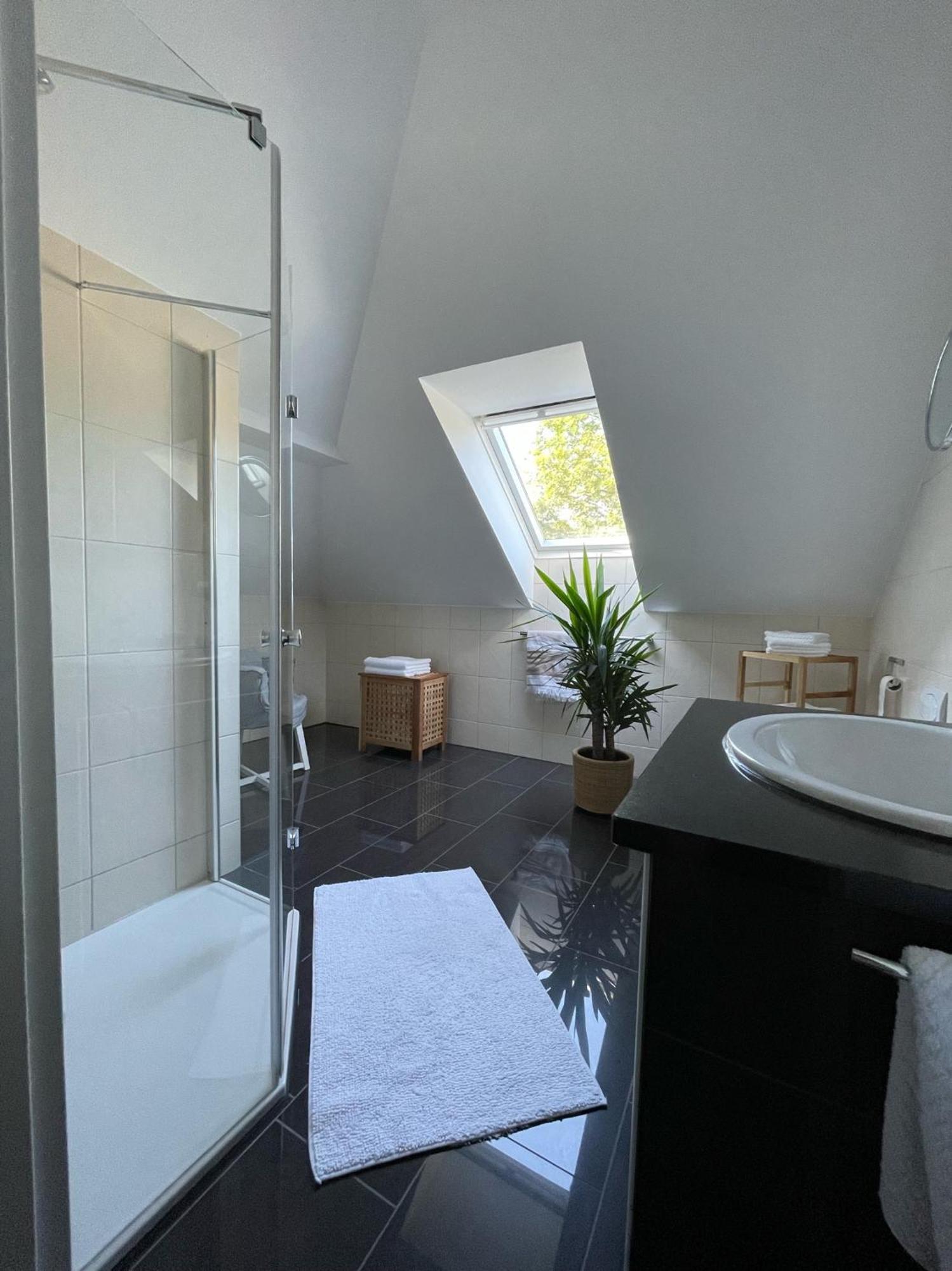 Stilvolle Wohnung Fuer 2-3 Personen - Mit Riesiger Dachterrasse Haigerloch Esterno foto